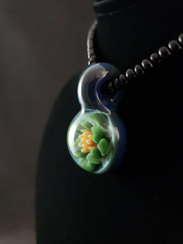 Glass flower Implosion Pendant left side view 118